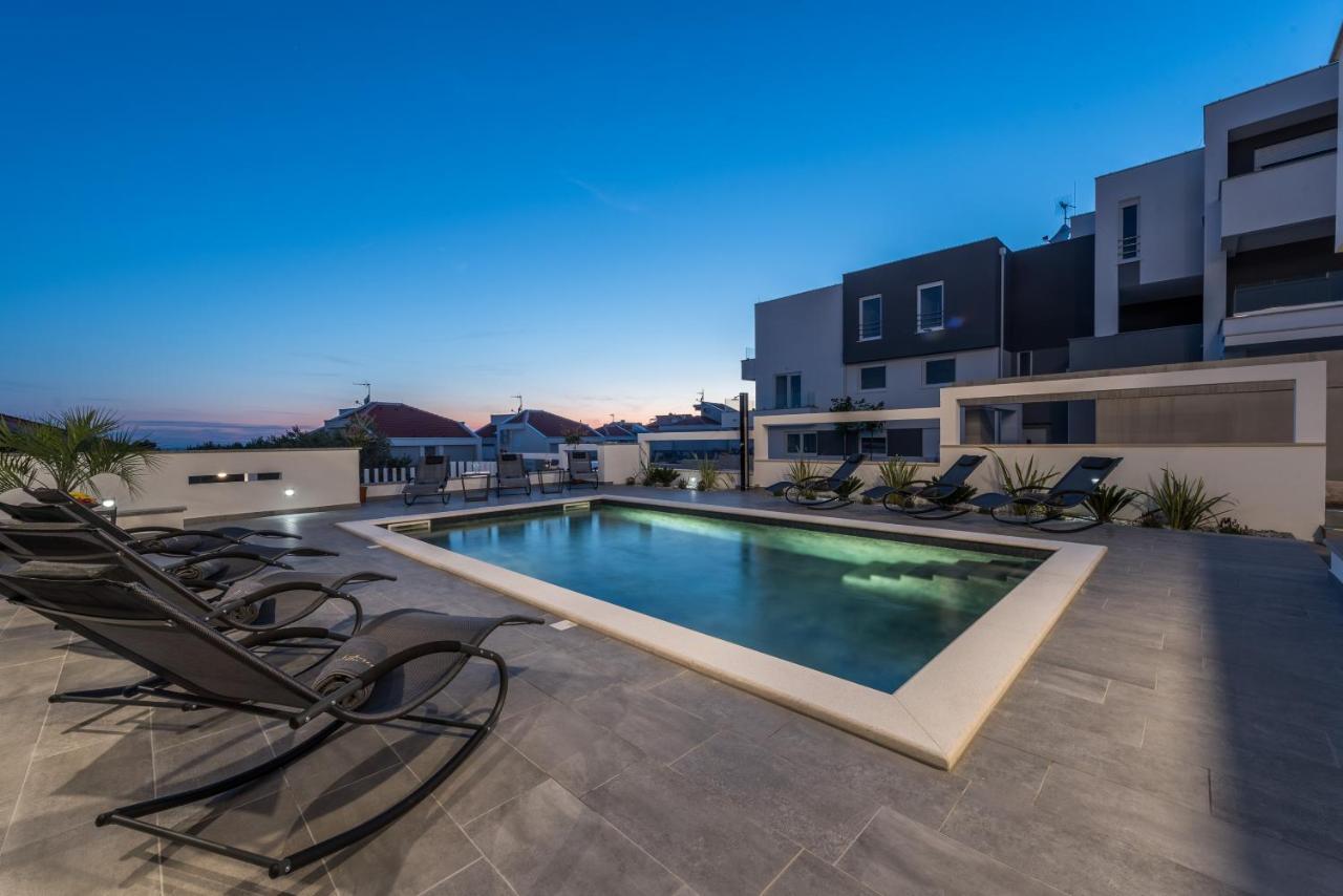 Villa Magnifica Apartments With Pool Novalja Exterior foto